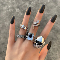 Gothic Chain Rings Set